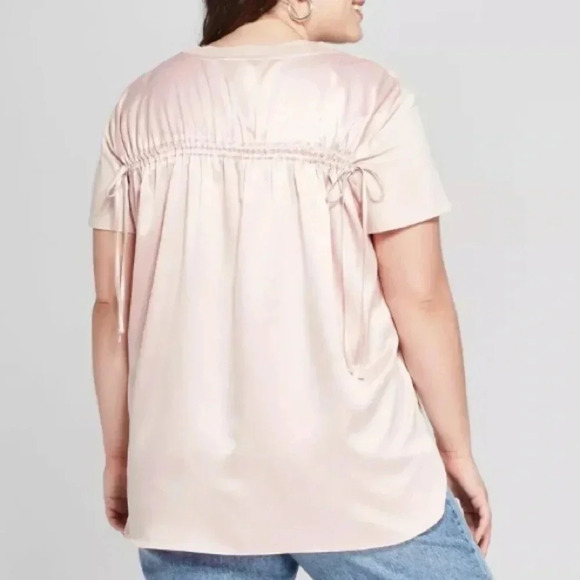 Ava Viv Women’s Pink Top Satin Ruched Back V-Neck New - Picture 2 of 8